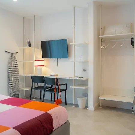 Mythos House 3* SantʼAgata sui Due Golfi