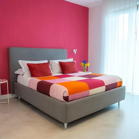 Mythos House Nocleg ze śniadaniem 3*